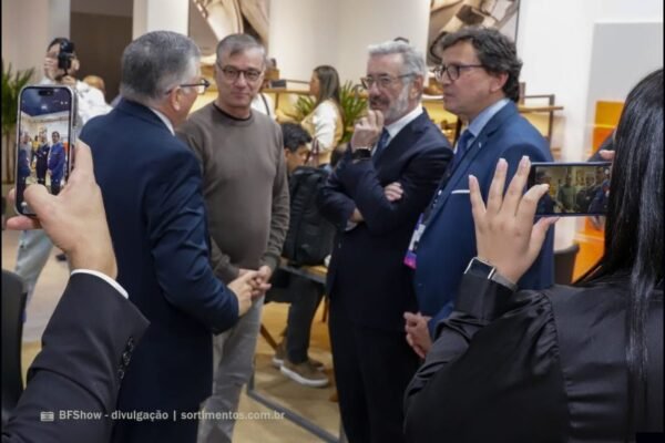 BFSHOW em São Paulo : feira do setor calçadista brasileiro - feirasdemoda.com